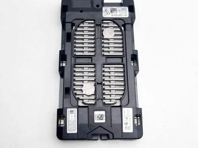 Porsche 9J1.035.504.B / 9J1035504B Taycan 2021 Antennenverstärker - Bild 1