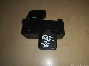 Volvo 8685288 XC90 I 2003 Bouton de lève-vitre