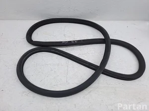 Opel Mokka II e 2022 Junta de puerta Left Rear