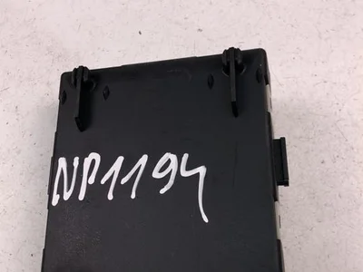 Mercedes-Benz A2059004421 C-CLASS (W205) 2017 Unité de commande pour porte Right Front - Image 1