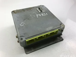 Mazda B6B118881B 323 C V (BA) 1996 Unités de contrôle