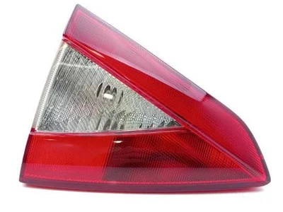 Maserati 231567 GRAN TURISMO 2011 Задние фонари слева USA - Изображение 1