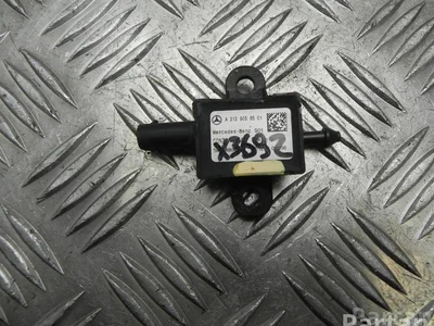 Mercedes-Benz A 212 905 65 01 / A2129056501 E-CLASS (W212) 2012 Capteur d'impact (systèmes d'airbag) - Image 1