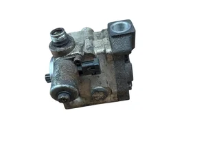 Gebrauchtes Original Mercedes-Benz Trucks A9604600380 ACTROS MP4 / MP5 2020 Hydraulische Lenkpumpe