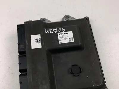 Volvo 32313937 XC60 II (246) 2017 Unidad de control del motor - Imagen 1