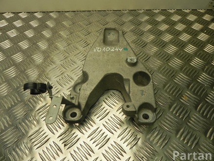 BMW 6864719 2 Coupe (F22, F87) 2015 Bracket