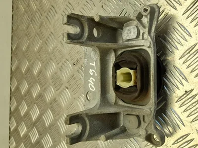 Renault 112222643R Twingo Z.E 2021 Support moteur - Image 1