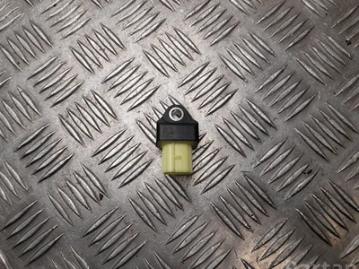 Subaru 98237FL030 Crosstrek/XV II 2021 Capteur d'impact (systèmes d'airbag) - Image 1