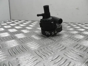 Mercedes-Benz 15-12-17 3 / 1512173 S-CLASS Coupe (C217) 2016 Pompe à eau supplémentaire