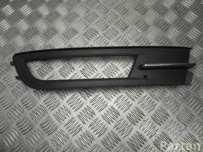 Volkswagen 3G0 854 661 / 3G0854661 PASSAT Variant (3G5) 2015 Rejillas - Imagen 1