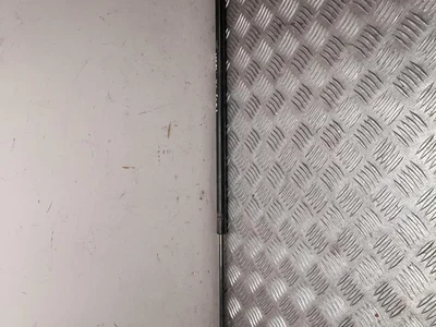 Tesla 6006608 MODEL S 2015 Ressort à gaz - Image 1