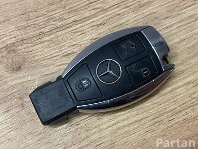 Mercedes-Benz C-CLASS T-Model (S205) 2015 Schlüssel - Bild 1