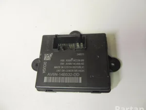 Ford AV6N-14B532-DD / AV6N14B532DD C-MAX II (DXA/CB7, DXA/CEU) 2011 Unité de commande pour porte Left Front