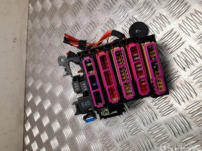 Audi 4M0971845BD Q7 (4M) 2018 Boîte à fusibles - Image 1