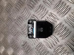 MG 10003589 MG4 Trophy 2024 Bouton de frein de stationnement électromécanique