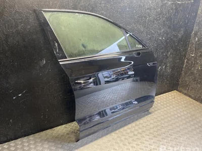 Volkswagen Touareg III CR 2024 Porte Right Front - Image 1