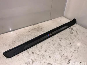 BMW 51.47-8.045 297.9 / 514780452979 1 Convertible (E88) 2009 Listón de acceso