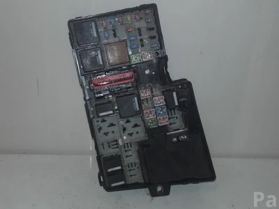 Volvo 8688040 C30 2009 Boîte à fusibles - Image 1