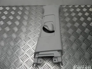 Toyota 62410-02220 / 6241002220 AURIS (_E18_) 2015 Tapisserie voiture right side