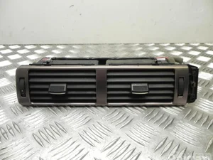 Audi 4B1 820 951 / 4B1820951 A6 Avant (4B5, C5) 2000 Évent