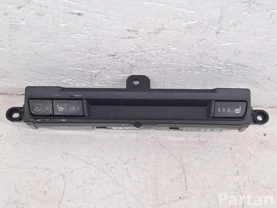 Mazda BHR155260 CX-3 (DK) 2018 Sėdynių šildymo jungiklis - Paveiksliukas 1