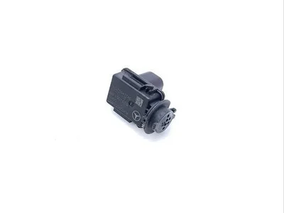 Aston Martin A0009055800 DBX 2021 Przepływomierz objętościowy powietrza - Zdjęcie 1