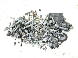 Dodge CHARGER 2017 Boulon complect