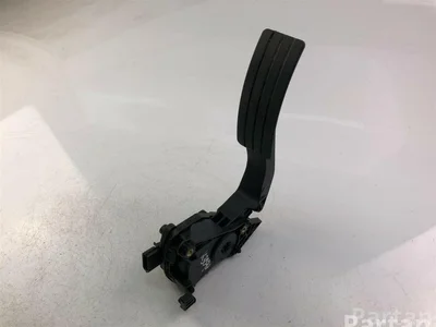 Renault 180029347RD CLIO IV (BH_) 2014 Accelerator Pedal - Image 1