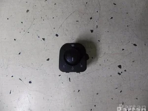 Seat 5F0 959 565 D / 5F0959565D LEON (5F1) 2013 Bouton de miroir électrique
