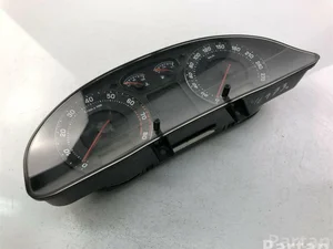 Škoda 3U0920810C SUPERB I (3U4) 2003 Tableau de bord