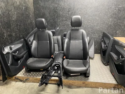 Mercedes-Benz E-CLASS T-Model (S213) 2023 Juego del asiento Panel de puertas Apoyabrazos - Imagen 1