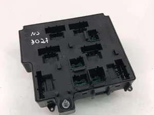 Volvo 31473771 XC90 II 2016 Caja de fusibles