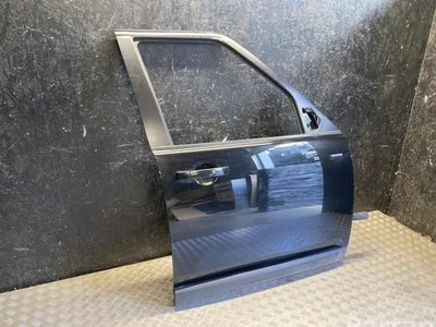 Land Rover DISCOVERY IV (L319) 2016 Porte Right Front - Image 1