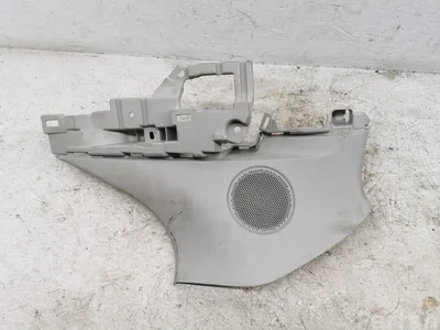 Mazda BHN968250 3 (BM) 2018 Tapisserie voiture right side - Image 1