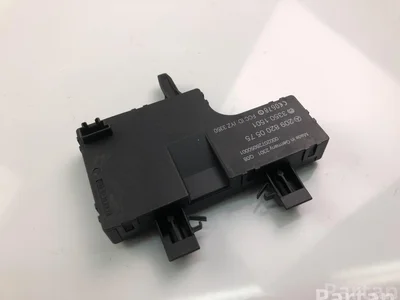 Mercedes-Benz 2098200575 CLK (C209) 2003 Récepteur - Image 1