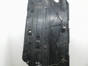 Opel 9827725580 Astra L Hatchback 2023 Cache de protection sous moteur