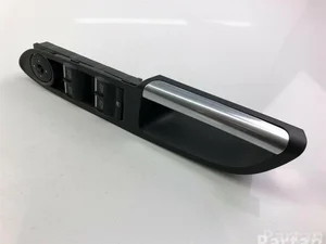 Ford F1ET-14A132-AC / F1ET14A132AC FOCUS III 2012 Bouton de lève-vitre
