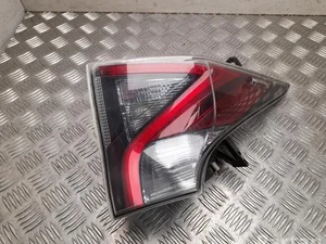 Toyota 81550-47280 / 8155047280 PRIUS (_W5_) 2016 Feu arrière