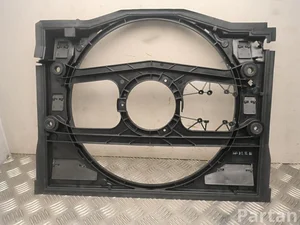 BMW 64546928035, 6928035 3 Touring (E46) 2000 Kühlerverkleidung