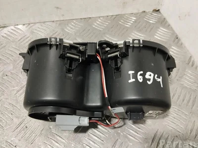 Dodge X90018100BL DURANGO (WD) 2014 Porte-gobelet - Image 1