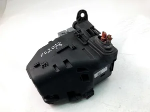 Volvo 6G9T-14A067-CA / 6G9T14A067CA S80 II (AS) 2009 Caja de fusibles