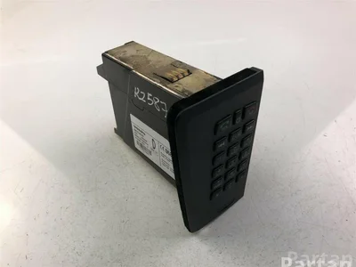 Volvo  8673830 / 8673830 XC70 CROSS COUNTRY 2005 Commutateur/ Bouton - Image 1