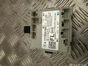 Mercedes-Benz A1779001807 CLA X118 (shooting brake) 2021 Unité de commande pour porte Left Front