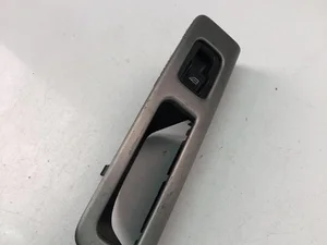 Volvo 30773217 V50 (MW) 2010 Выключатель электростекло подъемника