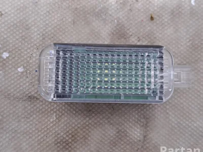 Seat 4E0947415 IBIZA V (KJ1) 2020 Apšvietimas, bagažinės vidus - Nuotrauka 1