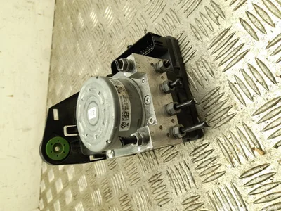 Škoda 5WA 614 517 BL / 5WA614517BL Octavia Mk4 Combi 2023 Unité de commande hydraulique ABS - Image 1