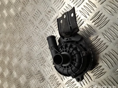 Volkswagen 1EA 965 567 J / 1EA965567J ID. Buzz 2024 Pompe à eau supplémentaire - Image 1