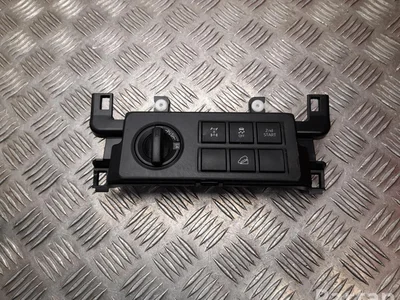 Toyota 58805-60330, 58844-60070 / 5880560330, 5884460070 LAND CRUISER (_J15_) 2019 Commutateur multiple - Image 1