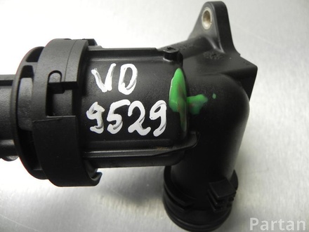 VW 04L 121 111 / 04L121111 GOLF VII (5G1, BQ1, BE1, BE2) 2014 Coolant Flange