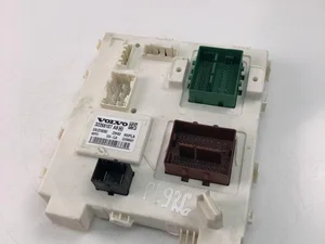Volvo 32268107AB XC40 2021 Unidad de control central para sistema de confort